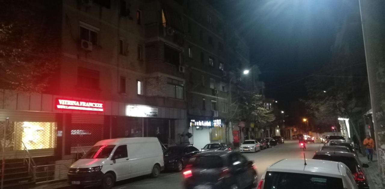 Main Square Tirana Apartment Esterno foto